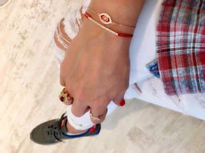 צמיד פרח אמייל אדום משובץ