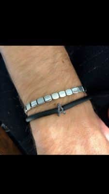 צמיד לגבר אותיות משובצות יהלומים שחורים