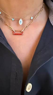 שרשרת לבבות אמייל