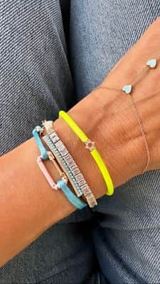 מגן דוד משובץ יהלומים עם סיליקון צהוב