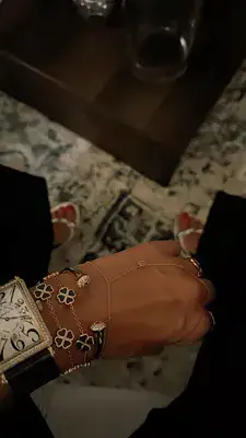 צמיד לבבות תלתן אמייל