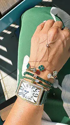 צמיד לבבות תלתן אמייל