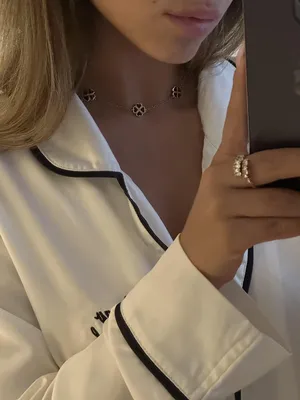 שרשרת 7 לבבות תלתן אמייל שחור דו צדדי