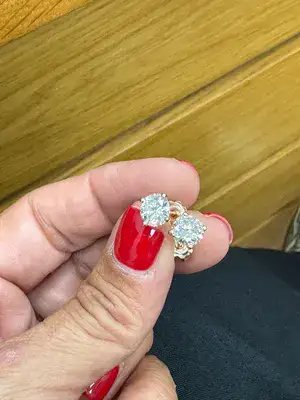 עגילי יהלום מעבדה אחד קראט