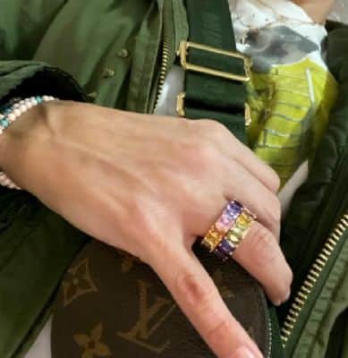 טבעת צבעונית